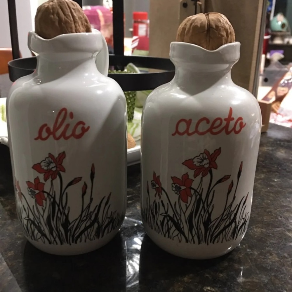 Oil & vinegar jars